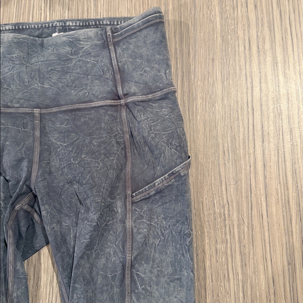 Lululemon Fast and Free High Rise Tight 25" Size 4 - Ice Wash Asphalt Grey - Picture 7 of 11